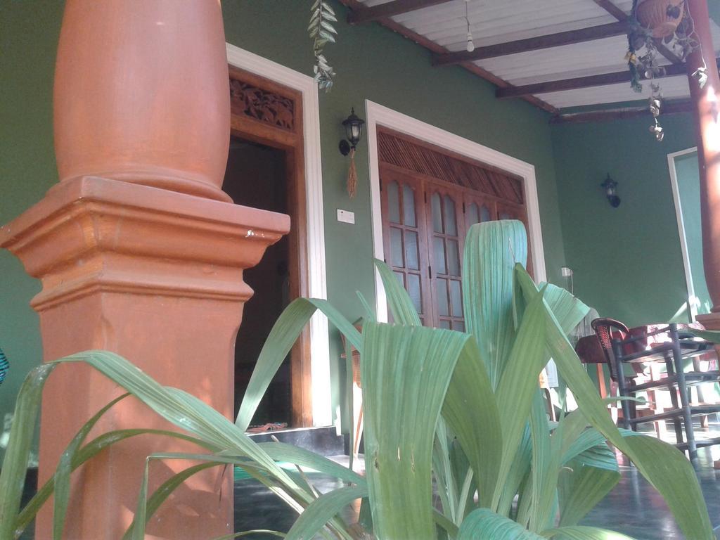 Green Bamboo House Sigiriya Buitenkant foto